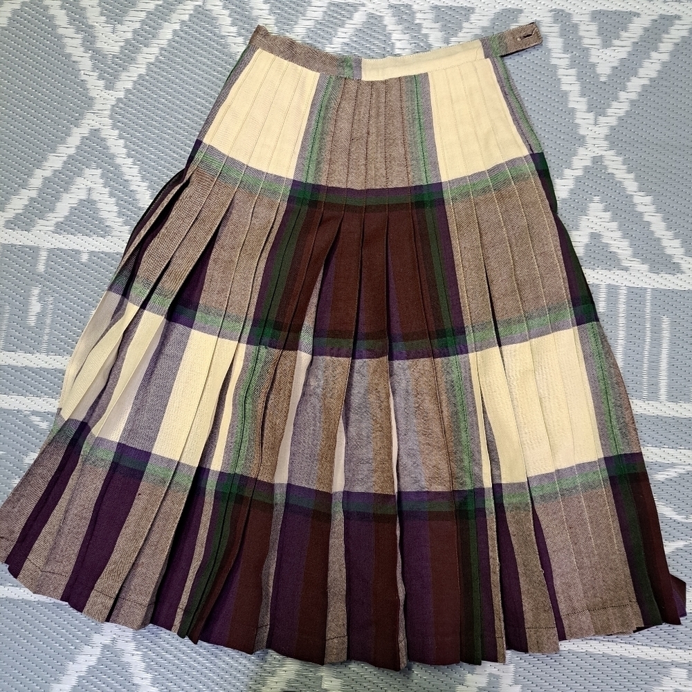 Vintage Highland Queen Pleated Plaid Skirt REVERSIBLE